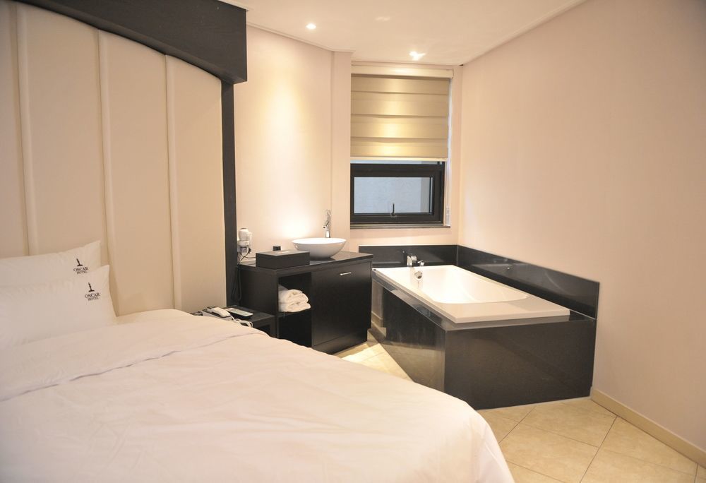 Seomyeon Ib Hotel Пусан Екстериор снимка